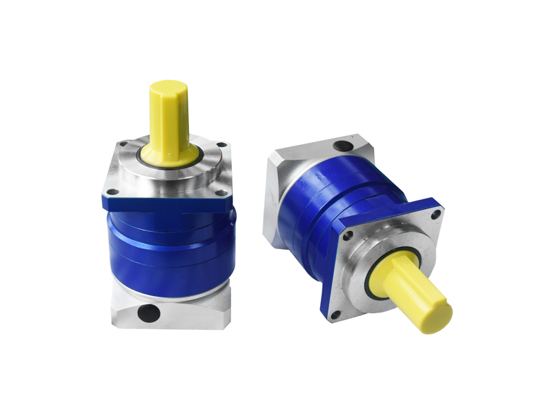 寶馬配好鞍，美女贈(zèng)英雄！JC伺服行星減速機(jī)做你的絕配